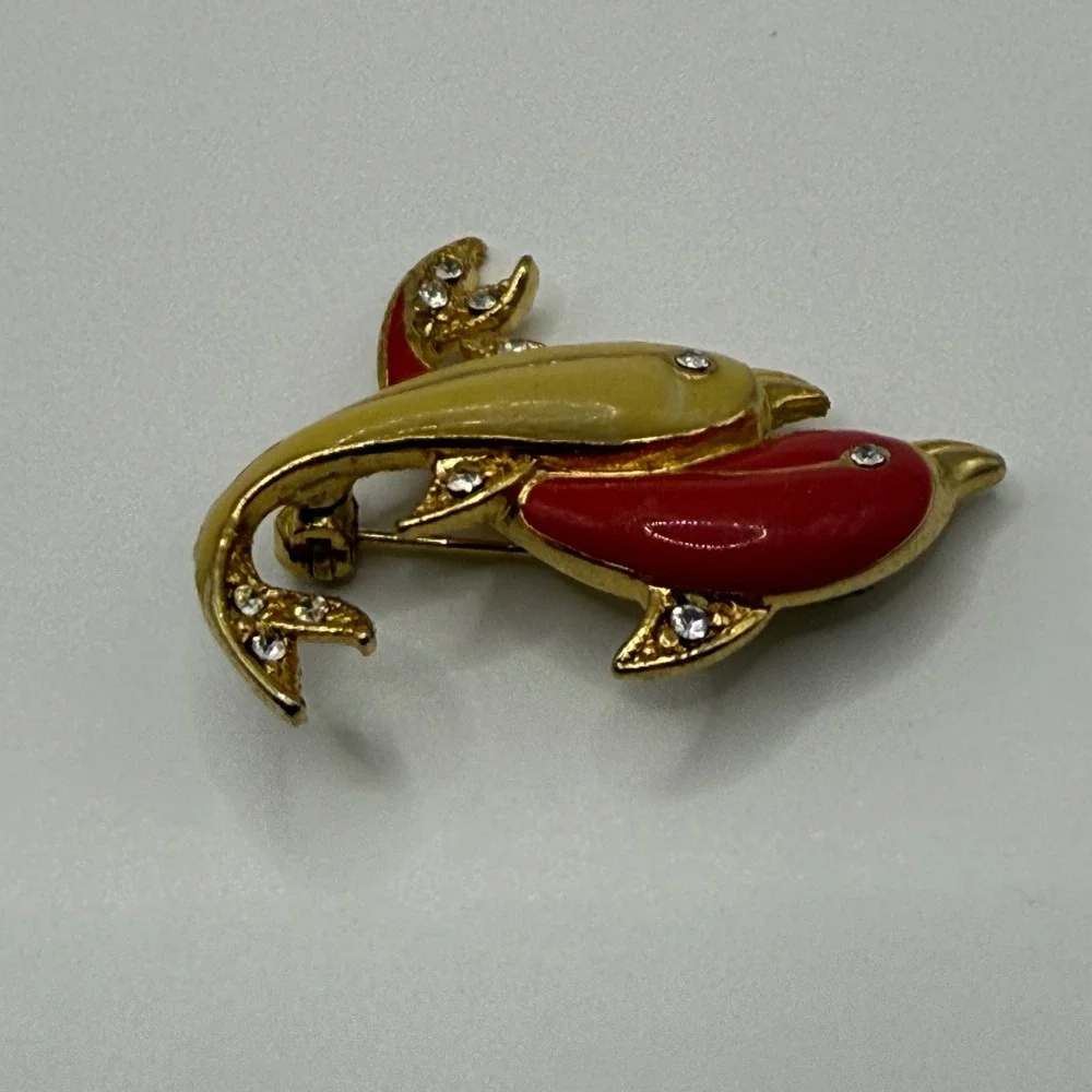 MJ Jewelry Vintage Red Yellow Enamel Rhinestone Double Dolphin Brooch